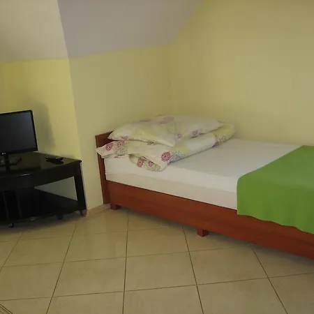 Aruba Homestay *