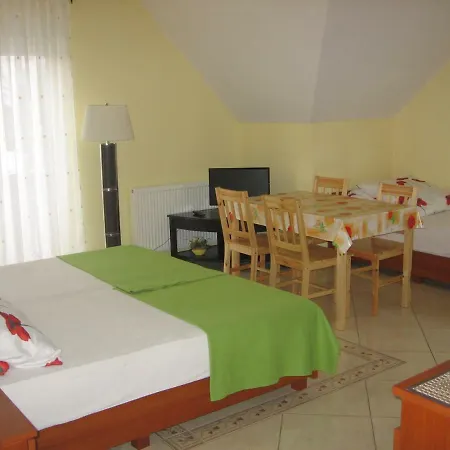 Aruba Homestay *
